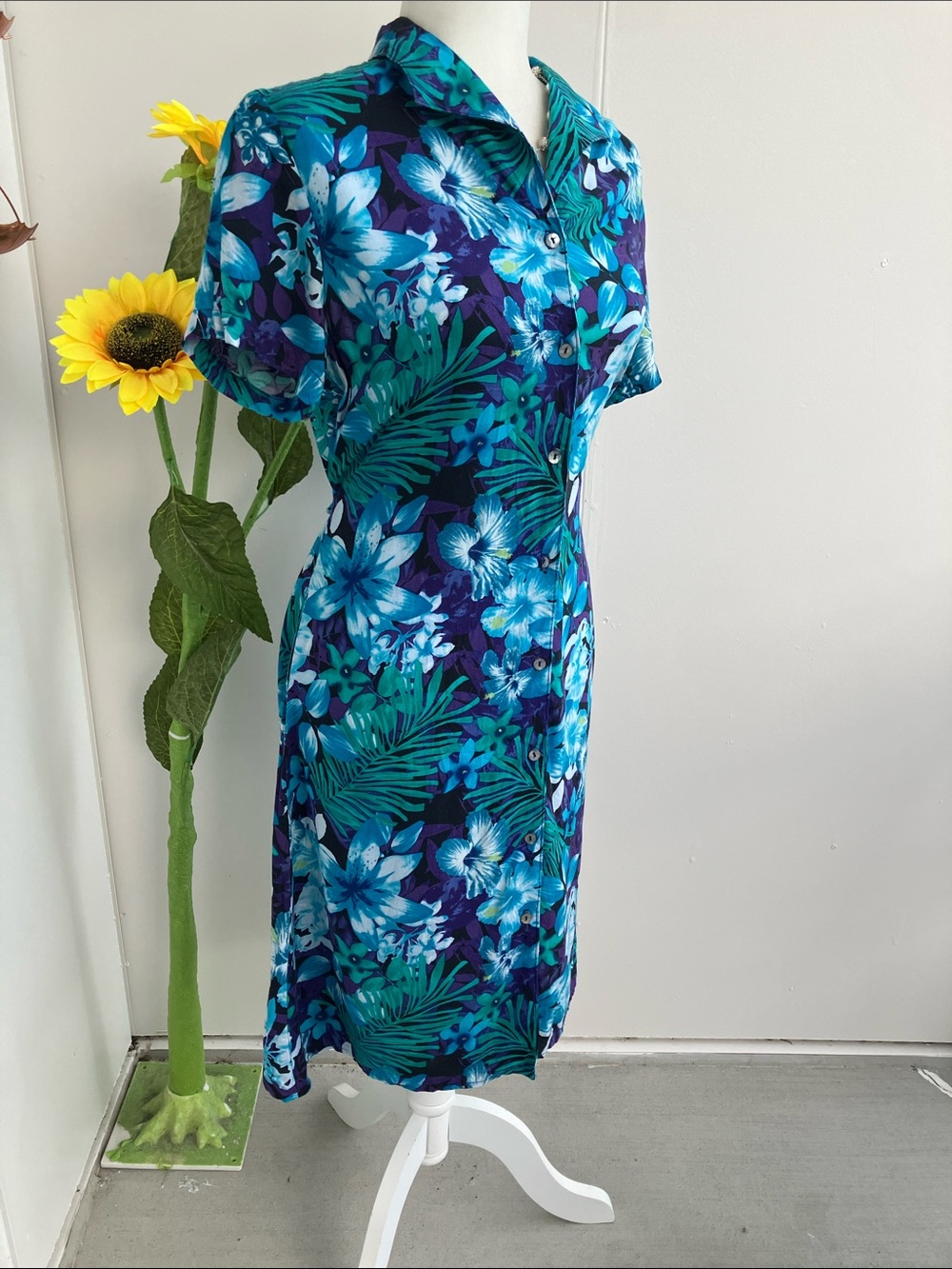Vintage 90s Y2K Tropical Botanical Print Button Up Shirt Dress